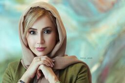 سفره عجیب شبنم قلی خانی در شب یلدا | خانم از الان رفته پیشواز شب یلدا