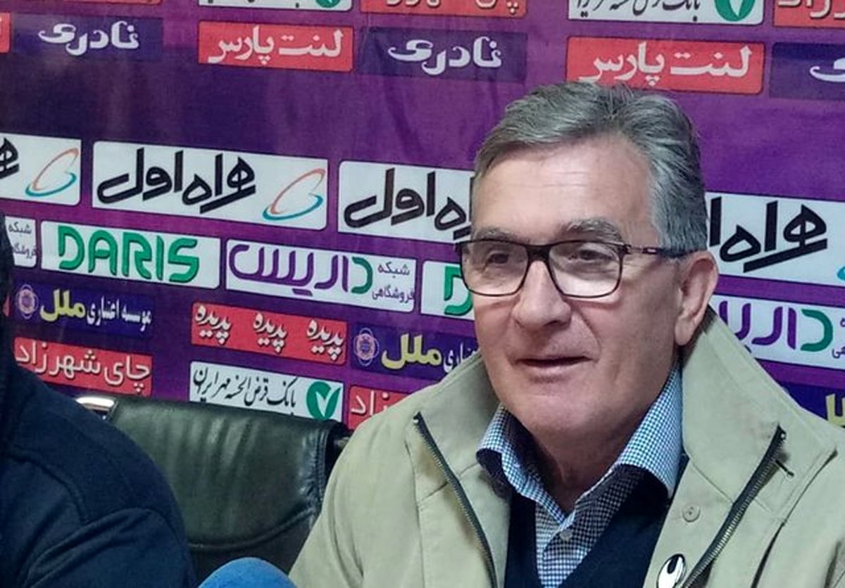 برانکو: نمیدانم سپاهان از چه چیزی ناراحت است/ فغانی یک اشتباه هم نداشت