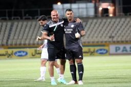 گل گهر یک سال دیگر با همین مثلث دروازه‌بانی