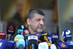 تشییع پیکر محمد عفیف در لبنان + فیلم