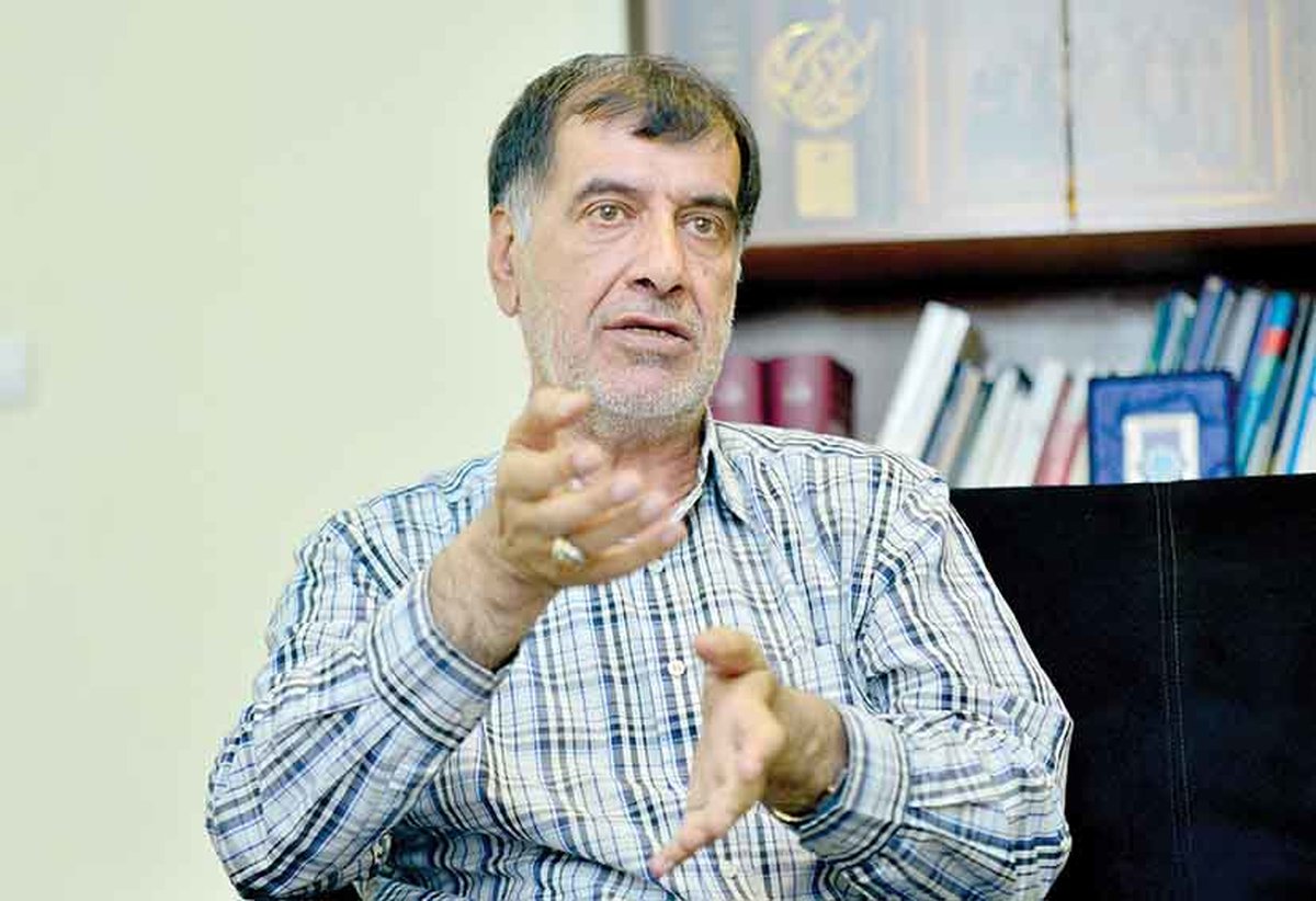 روحانی باید رئیسجمهور نظام بماند