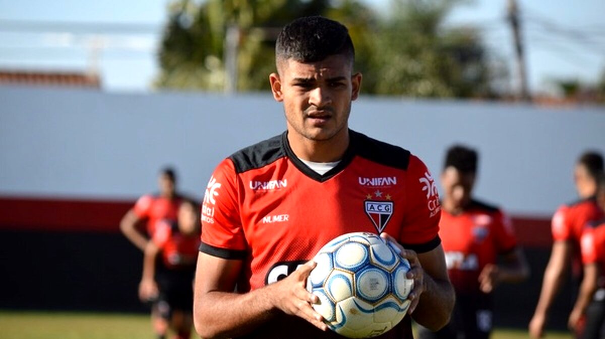 براندائو مهاجم  مد نظر پرسپولیس امشب در تهران
