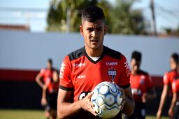 براندائو مهاجم  مد نظر پرسپولیس امشب در تهران