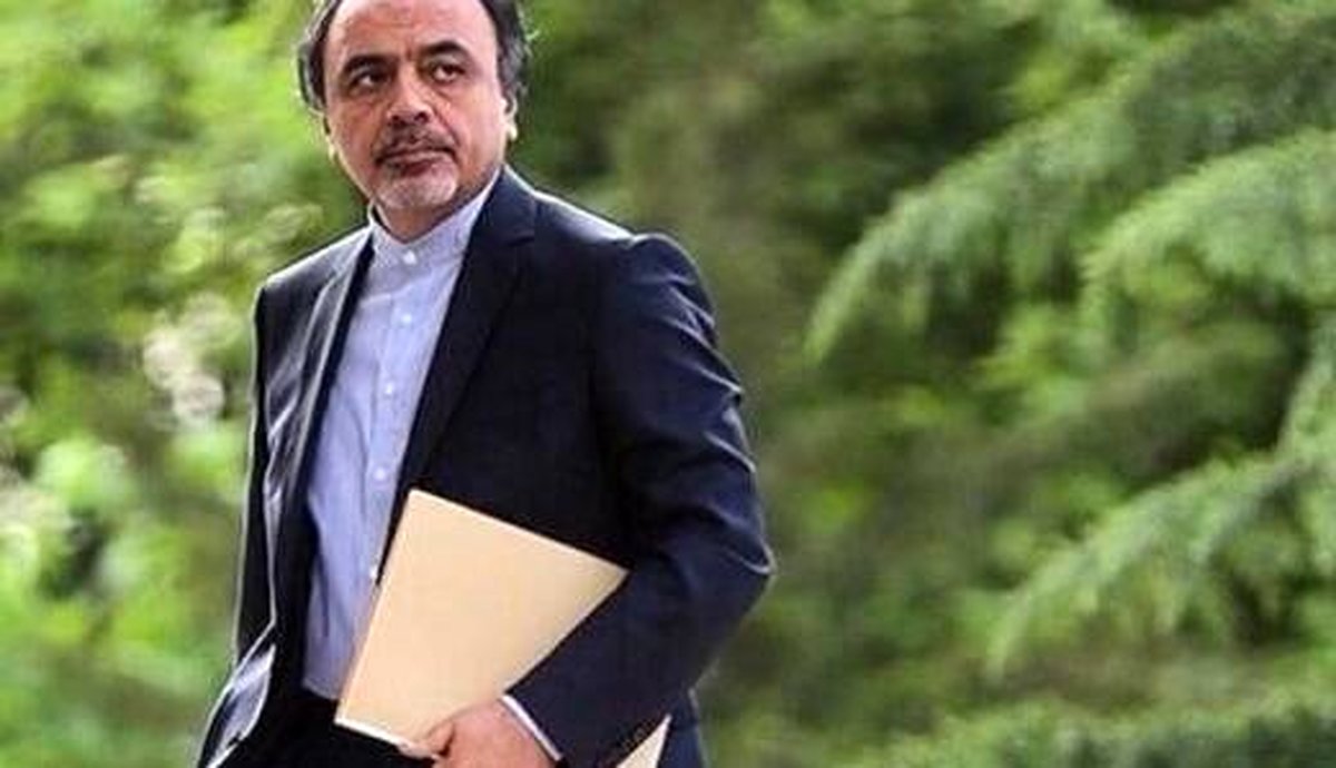 واکنش مشاور روحانی به همراهی چین با اعراب بر سر جزایر سهگانه