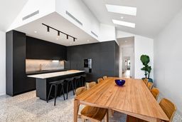 تحلیل هزینه های دخیل در بازسازی خانه