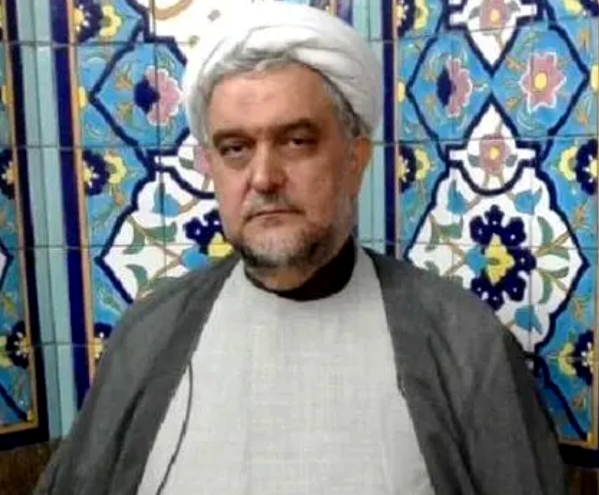 رسایی باید از رهبر انقلاب و مردم عذرخواهی کند