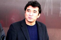 عزیزی: اسپانیا و پرتغال امشب از ترس‌شان تا صبح نمی‌خوابند!/ بهتر است از گروه‌مان لِفت بدهیم!