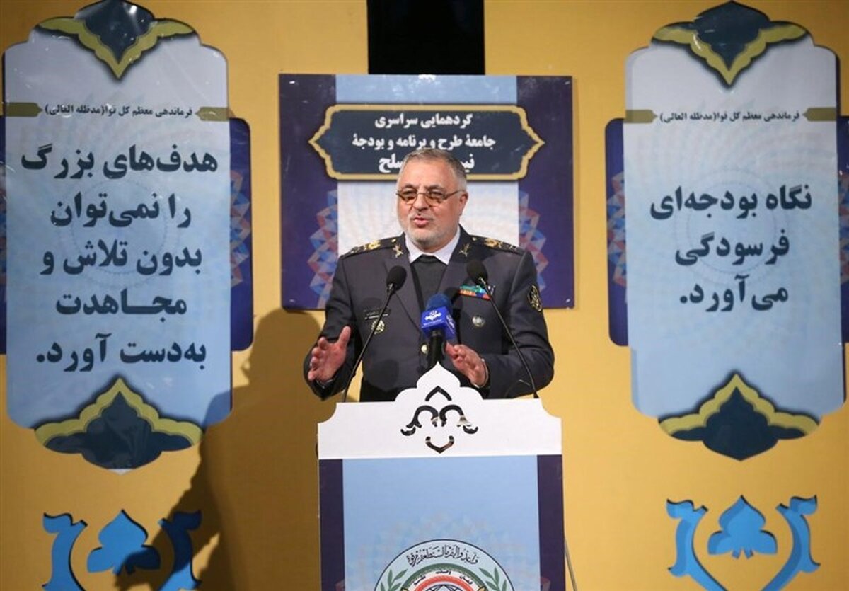 آیین معارفه فرمانده قرارگاه پدافند هوایی خاتم الانبیاء برگزار شد