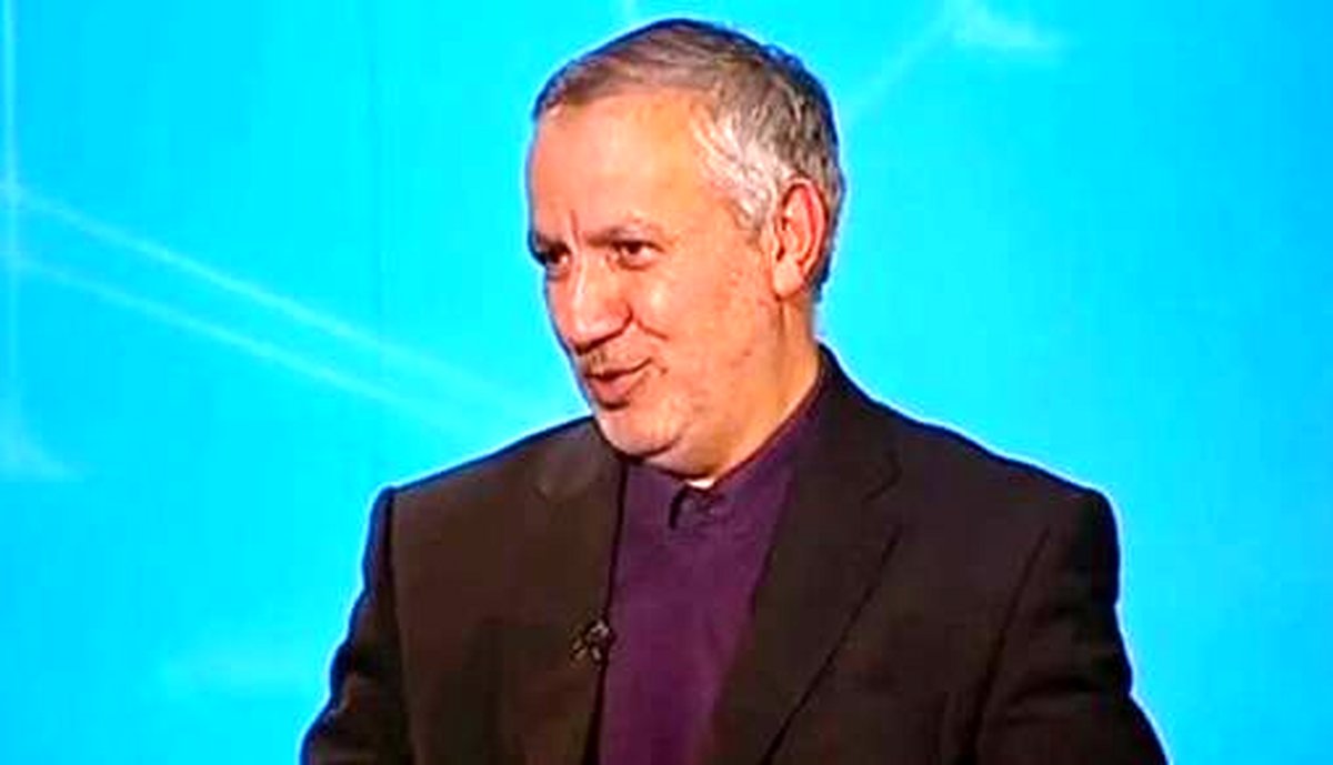 مهاجرانی: در معارف ما تاکید بر پوشش ظاهری نیست، تاکید بر شرم و حیاست