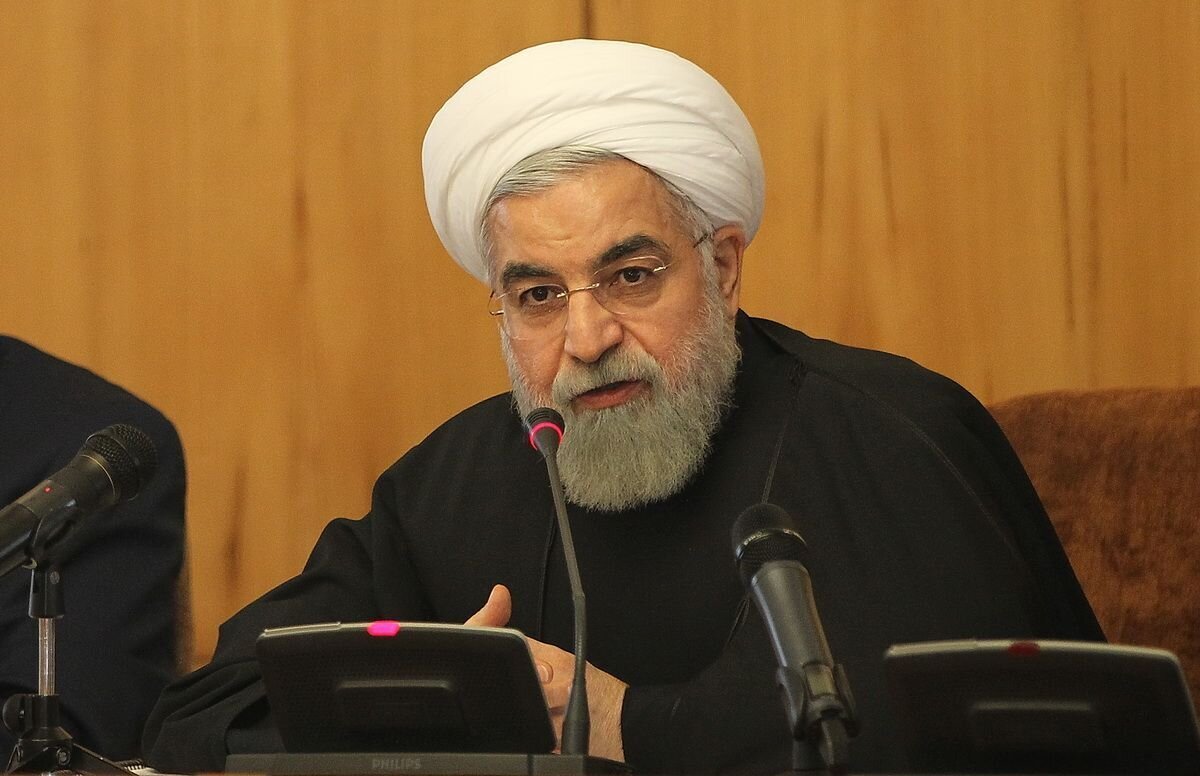 روحانی: تا در کشور شفافیت نباشد،مبارزه با فساد جنبه نمایشی دارد و به درد ملت نمی‌خورد