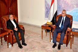 سفیر ایران با نخست‌وزیر دولت نجات ملی یمن دیدار کرد