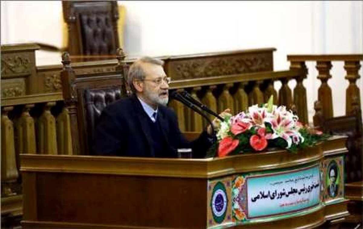 حواشی نشست خبری علی لاریجانی
