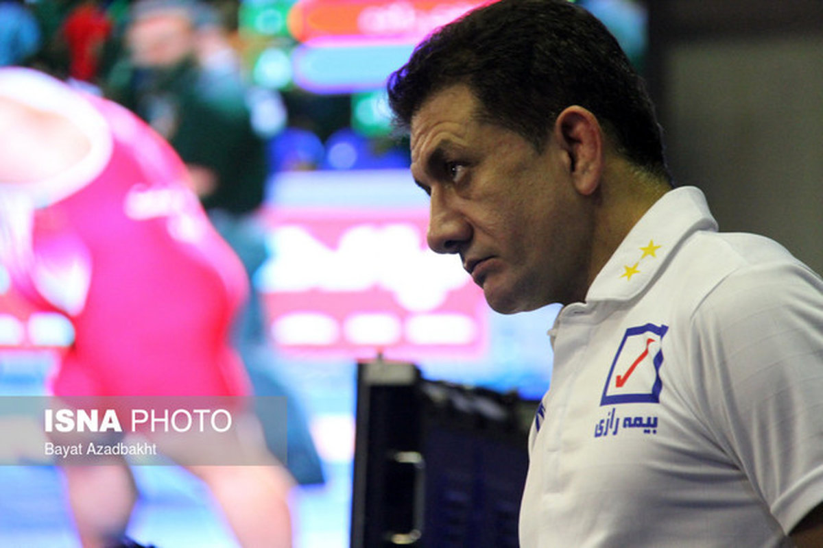 با موافقت شورای فنی غلامرضا محمدی سرمربی تیم ملی کشتی آزاد شد