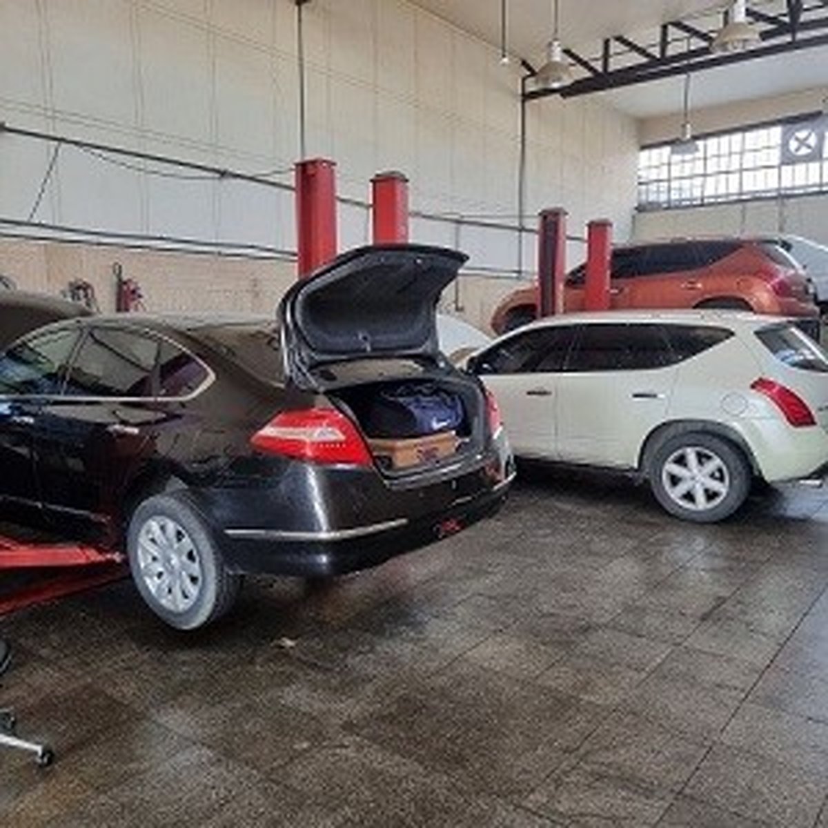 تعمیرگاه تخصصی نیسان همراه تکنیک