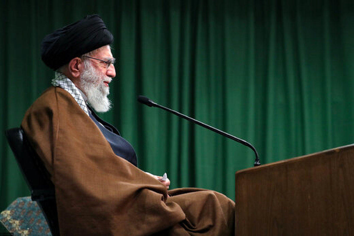 پاسخ معنادار رهبر انقلاب به یک رئیسجمهور بدهکار