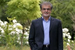 علی صوفی: بهتر بود جهانگیری از مسئولیتش استعفا می‌داد/ نزدیکان روحانی برای جهانگیری در انتخابات مزاحمت ایجاد می‌کنند/ شرایط جهانگیری برای اقناع مردم به شدت سخت است