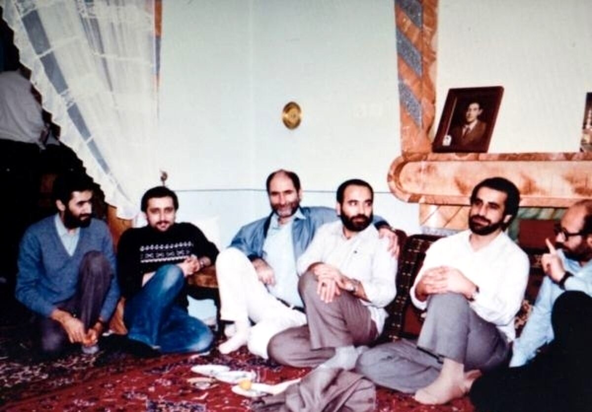 مباحثه جدید در مورد ماجرای کشمیری و نبوی/ بهزاد :یادم نمی آید مسعود را کی و کجا دیدم/ کتاب شنود اشباح : بهزاد بر عکس همه می دوید