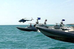 توقیف ۲۰ شناور‌ صید ترال خارجی توسط سپاه