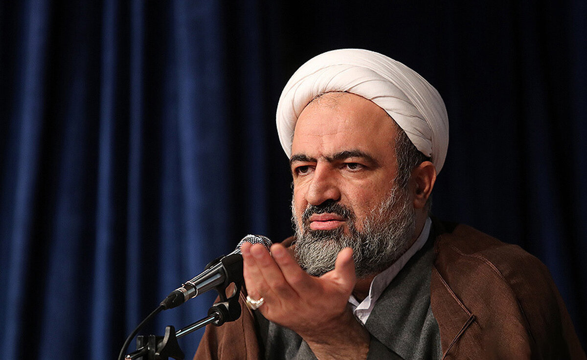 رسایی به سیم آخر زد : من که ضبط صوت رهبری نیستم