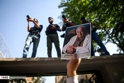 تشییع پیکر مرحوم «ناصر ملک مطیعی»