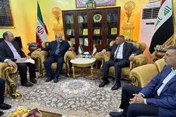 دیدار وزیر کشور با همتای عراقی در گذرگاه زرباطیه