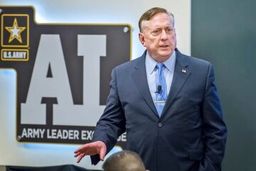 سرهنگ پنتاگون: نتانیاهو حاضر است جامعه ایران را قتل‌عام و نابود کند
