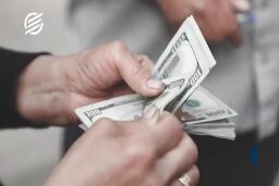 آخرین قیمت دلار و سایر ارزها در بازار (۹۹/۰۸/۲۳)