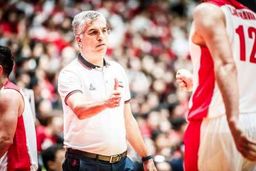 سرمربی تیم ملی بسکتبال:ژاپن تیم سختی است/ سبک خودش را دارد