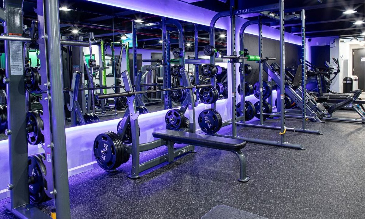 معماری و طراحی فضای ورزشی: چگونه دستگاه‌ها چیدمان می‌شوند؟ 