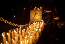 گزارش تصویری شام غریبان سردار سلیمانی در تهران