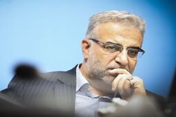 نماینده مجلس: وزیر پیشنهادی کار به دلیل تابعیت دو فرزندش برای رای اعتماد به مشکل می‌خورد