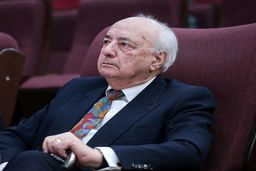 فریدون مجلسی:سکوت یا انفعال به سود ایران نخواهد بود