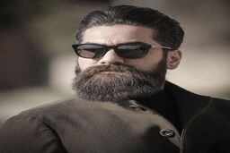 چهره تافت زده خواننده خوش صدا + عکس

