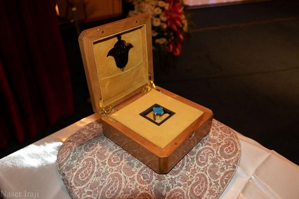 رونمایی از «فَرنگینِ مقاومت»، انگشتری با نمادهایی از 176 جانباخته سقوط هواپیمایی اوکراین