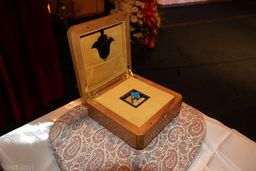 رونمایی از «فَرنگینِ مقاومت»، انگشتری با نمادهایی از 176 جان‌باخته سقوط هواپیمایی اوکراین