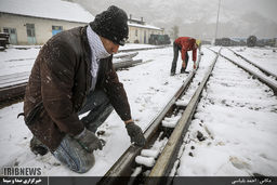 بارش برف بهاری - فیروزکوه
عکاس : احمد بلباسی / خبرگزاری صدا و سیما 