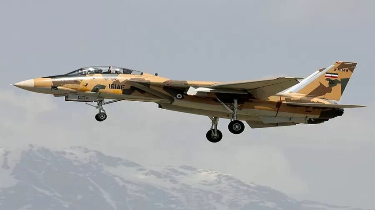 بلایی که خلبان یک فروند F14 ایران بر سر سه فروند میراژ آورد