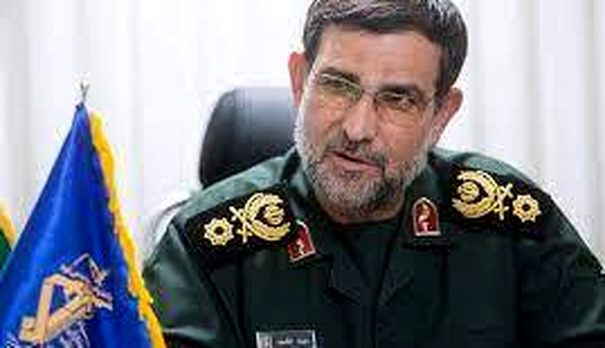 سردار تنگسیری یادآور شد: برخورداری سپاه از موشک هایی با برد ۱۰ تا ۲ هزار کیلومتر دریایی