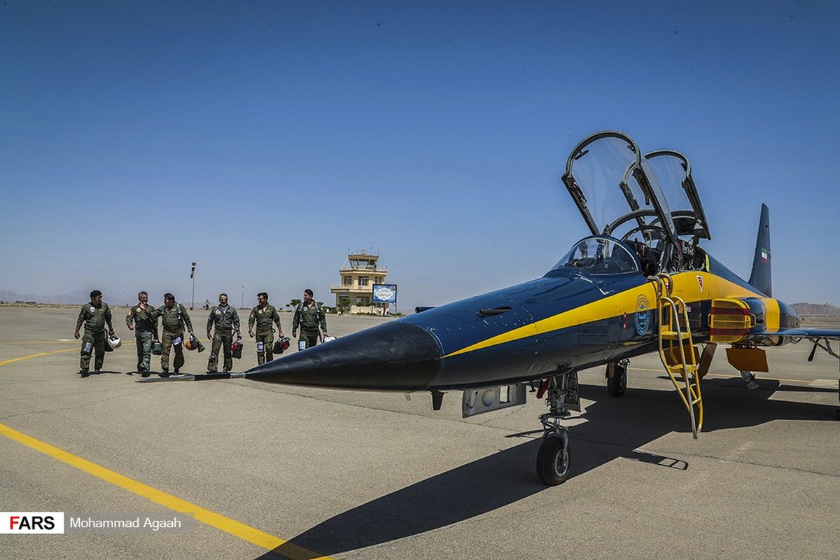 شگفتی افسر آمریکایی از موفقیت خلبانان ایرانی با جنگندههای تامکت