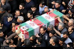 تبریز| پیکر مطهر شهید مدافع حرم با فریادهای مرگ بر اسرائیل در تبریز تشییع شد