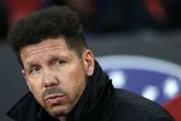 سیمئونه: تماشای فینال از روی سکوها غم‌انگیز بود/ تورس لایق یک خداحافظی باشکوه است