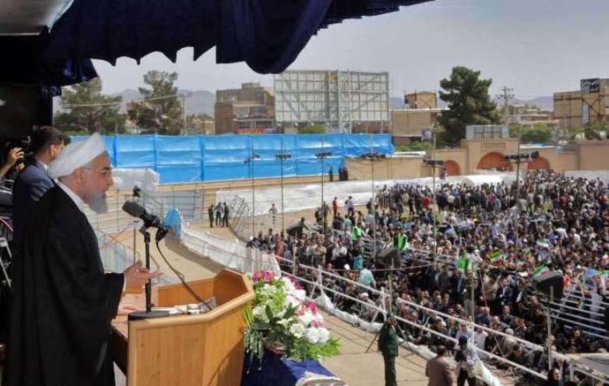 رییسجمهور در جمع مردم سبزاور:برای هر تصمیم ترامپ، برنامه داریم/حرفهای ترامپ منطقی نیست/به نقطهای رسیدیم که مردم باید مطلع باشند/ من از رهبری و نیروهای مسلح تشکر میکنم/اگر آمریکا از برجام خارج شود، بزودی دچار پشیمانی تاریخی میشود