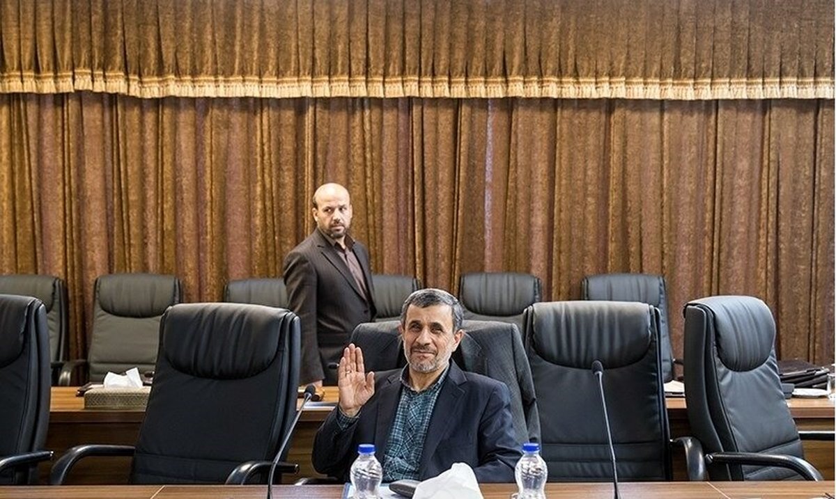 احمدینژاد میخواهد مثل خاتمی تکرار کند؟