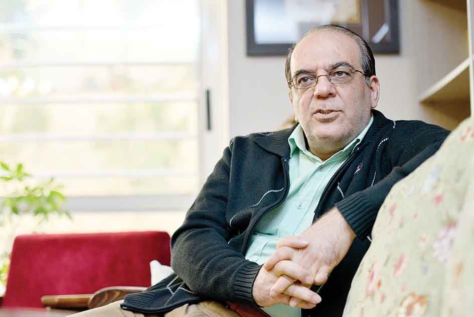 عباس عبدی: انتخابات ضعیف محصول سبد ضعیف نامزدهای انتخاباتی است