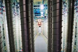 فارن پالیسی: راه‌اندازی کنسرسیوم غنی‌سازی در جزایر سه‌گانه یا قشم