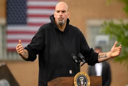 درخواست از ترامپ برای بمباران تاسیسات هسته ای ایران