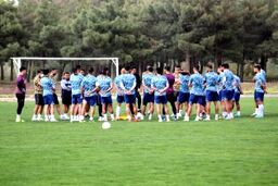 اراکی‌ها با ماسک آماده جدال با پرسپولیس(عکس)