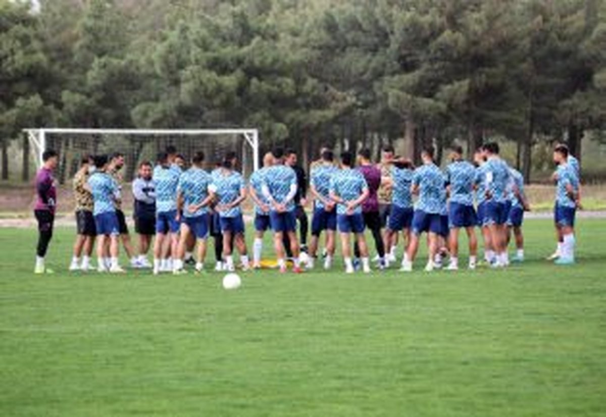 اراکیها با ماسک آماده جدال با پرسپولیس(عکس)
