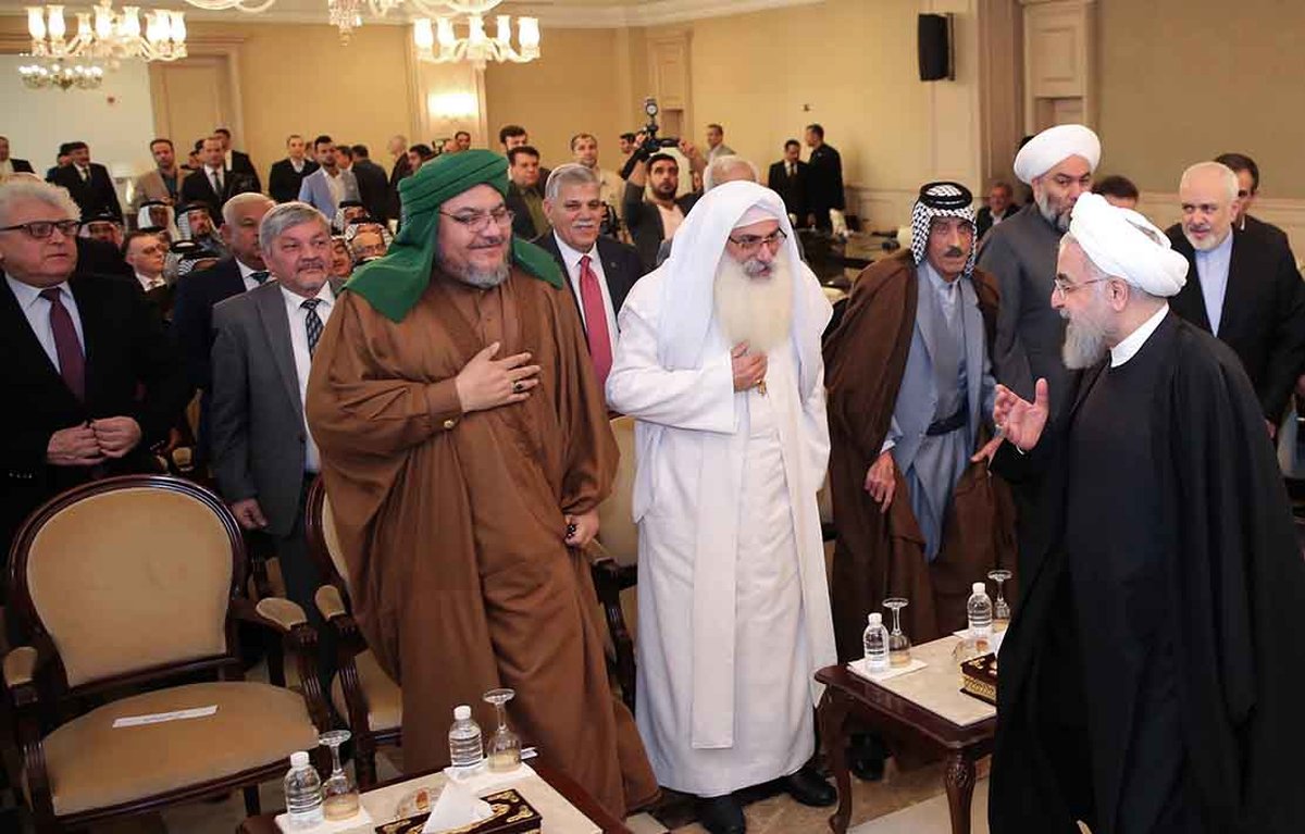 روحانی: ملتهای منطقه به همه جهانیان نشان دادند که حامی اصلی تروریست ها استکبار جهانی است/آمریکایی ها در حال انتقال تروریست ها به افغانستان ، آسیای مرکزی و قفقاز هستند