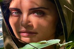 رونمایی الناز شاکردوست از چهره جدیدش بعد از عمل | جراحی زیبایی الناز شاکردوست همه رو خیره کرد